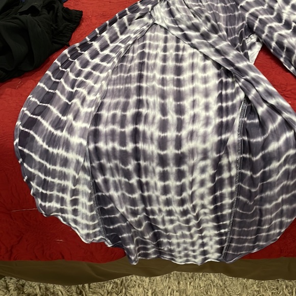 Strapless Romper with Flowy Slit Legs - Picture 4 of 10